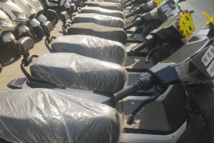 雅迪电动车S102号日租月租全款分期均可